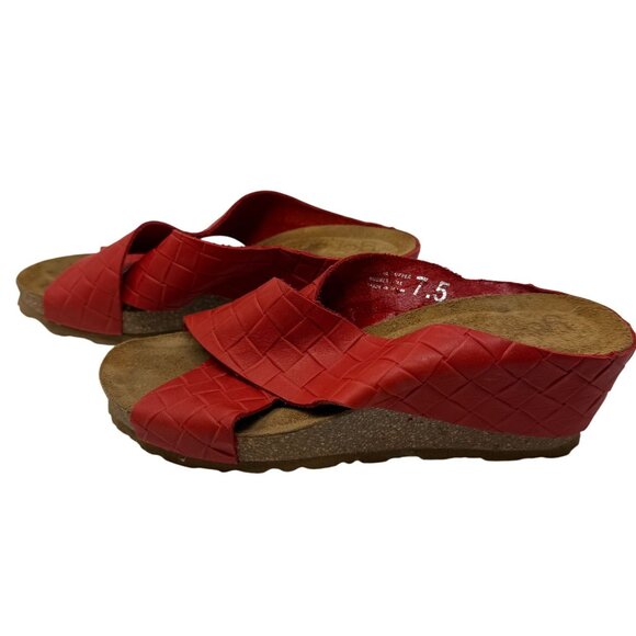 Yokono Sandals Womens Size 7.5 Red Woven Leather Slide-On Wedge Thick Straps - Picture 3 of 8